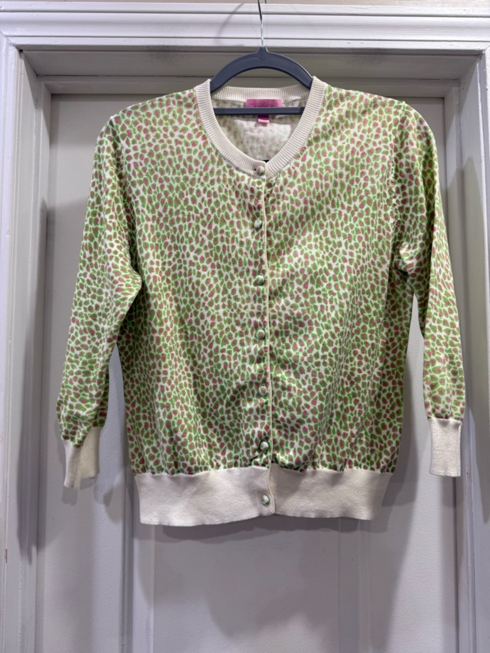Lilly Pulitzer Leopard Spotted Sweater Cardigan Cropped 3/4 Sleeves Size Medium - Picture 1 of 14